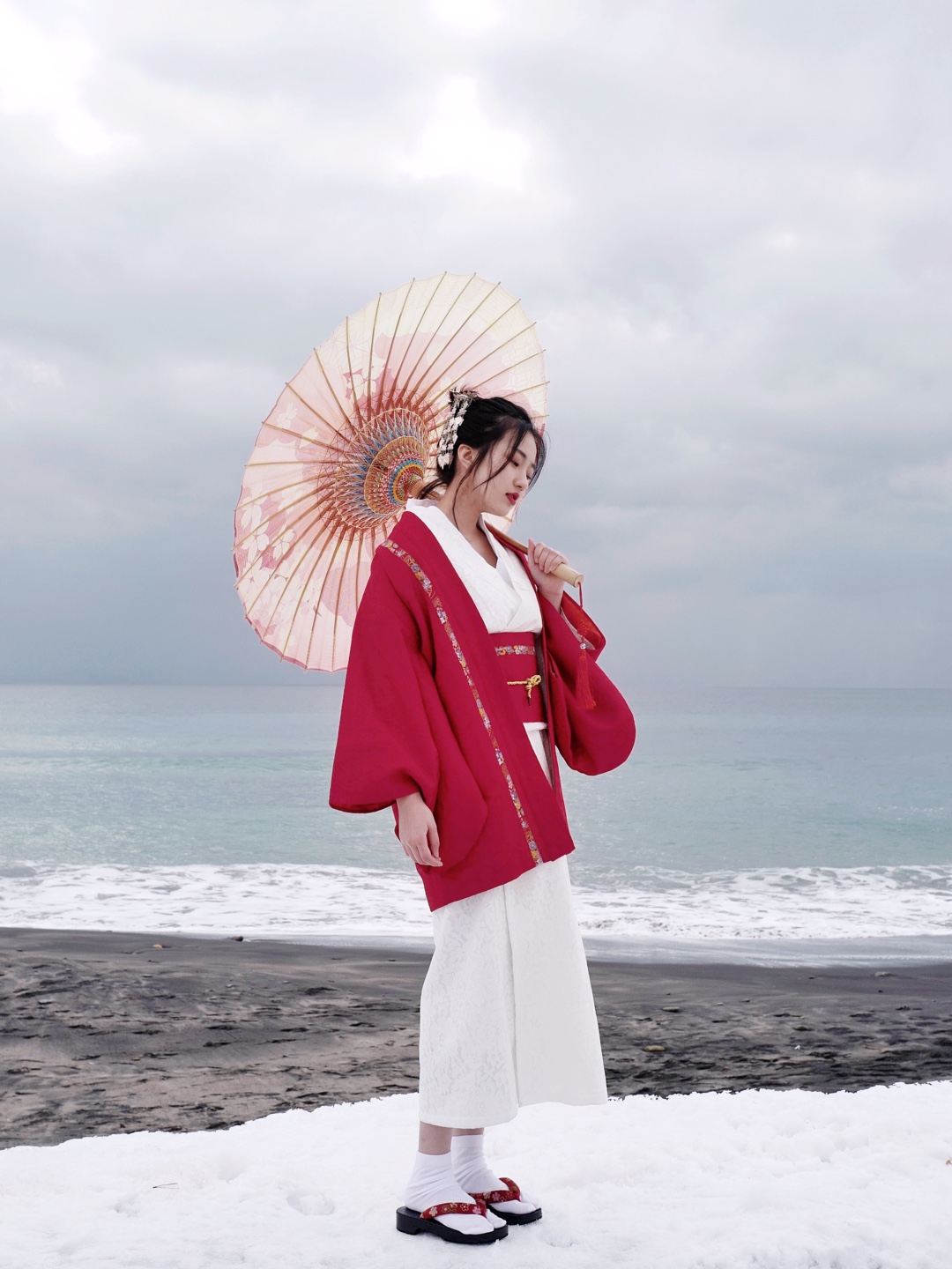 2019年pantone 的流行色：fiesta嘉年红